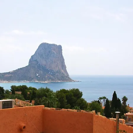 Oasis - Plusholidays Villa *