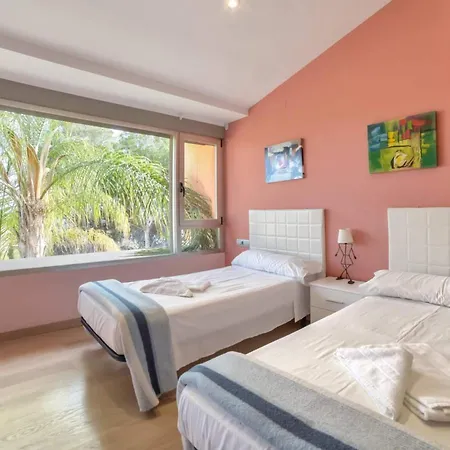 Oasis - Plusholidays Calpe
